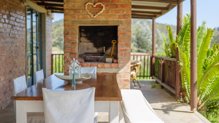 2 Bedroom Property for Sale in Napier Western Cape